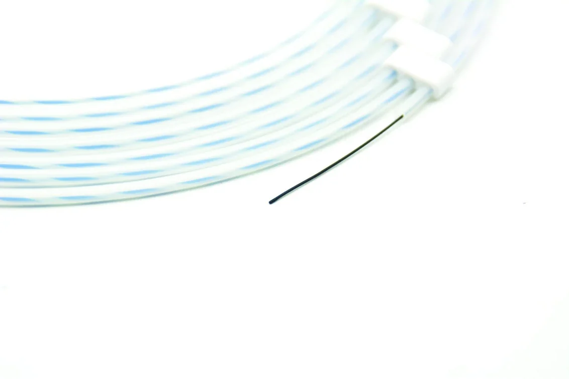 Guía ERCP — 0,025" a 0,035", hasta 450 cm — ERCP Guidewire — 0.025" to 0.035", up to 450 cm SKU XY-EGW